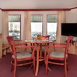 Boat Hostel Fortuna
